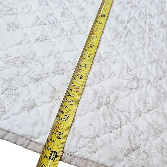 Vtg Double Full size Curio Quilt Reversible Flower Embroidered Bedspread Blanket - Picture 14 of 15